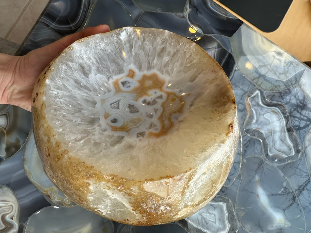 Agate Bowl 2.7 kg