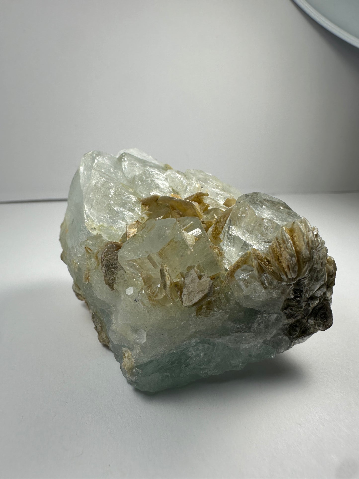 Aquamarine with Muscovite Shigar Valley, Skardu, Pakstan