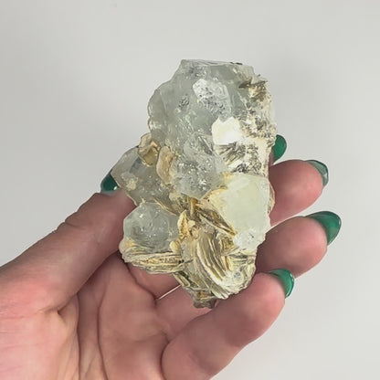 Aquamarine with Muscovite Shigar Valley, Skardu, Pakstan